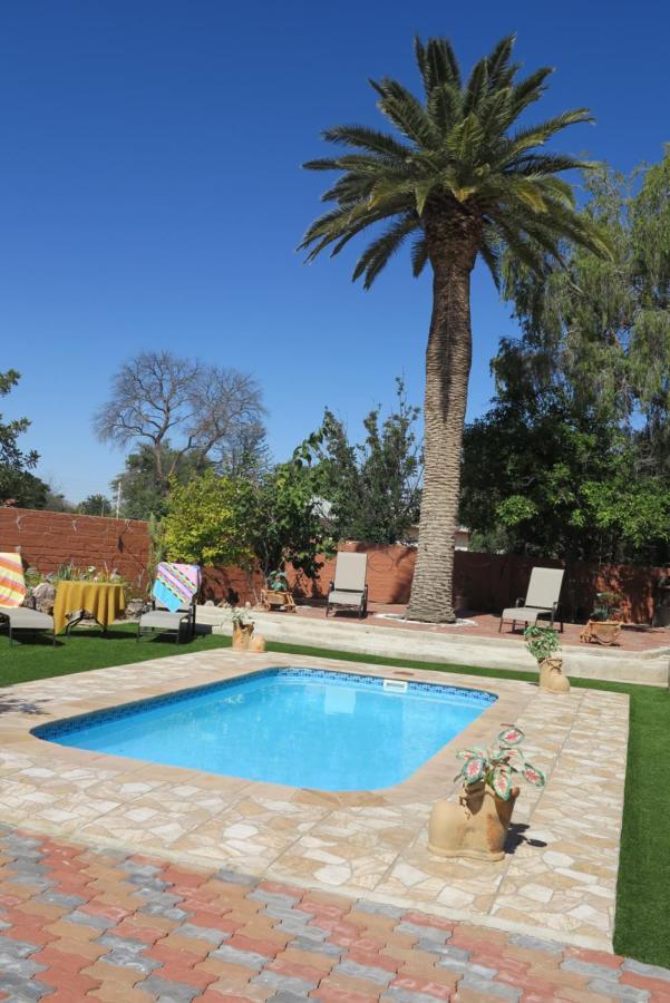 Okahandja Guesthouse Exterior photo